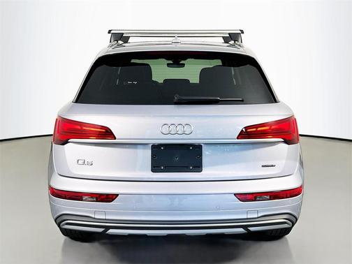 2023 Audi Q5 40 Premium