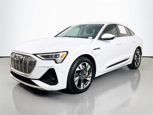Glacier White 2021 Audi e-tron Sportback Premium Plus
