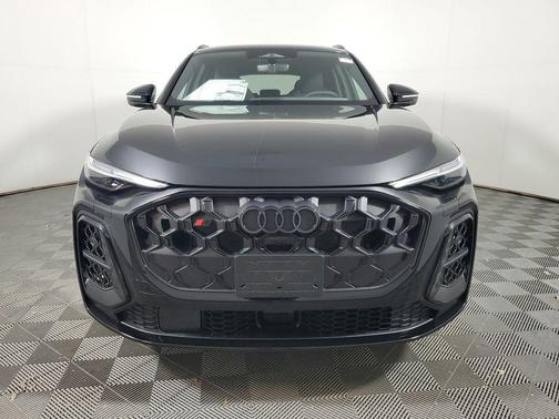 Mythos Black Metallic 2026 Audi SQ5 3.0T Premium Plus