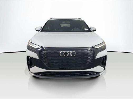 2024 Audi Q4 e-tron Premium Plus 55 quattro