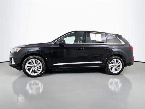 2022 Audi Q7 55 Premium Plus