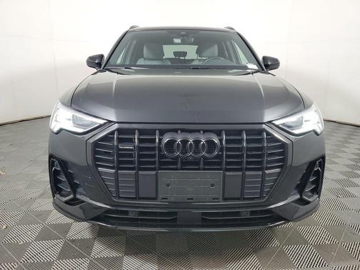 Mythos Black Metallic 2022 Audi Q3 45 S line Premium Plus