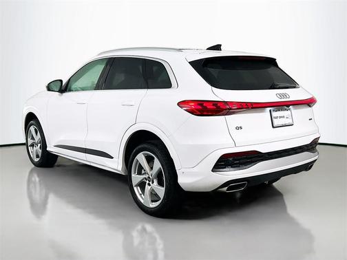 2025 Audi Q5 Premium Plus