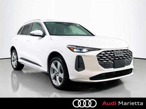 2025 Audi Q5 Premium Plus