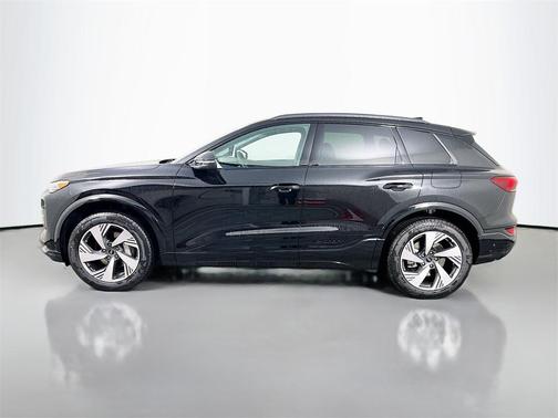 2025 Audi Q6 e-tron Premium Plus quattro