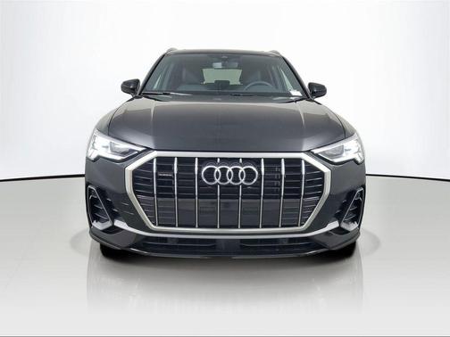 Mythos Black Metallic 2024 Audi Q3 Premium 45 TFSI S line quattro Tiptronic