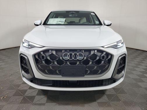 Glacier White Metallic 2026 Audi Q5 Sportback Premium Plus TFSI quattro S tronic