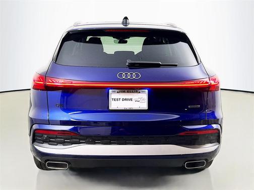 2025 Audi Q5 Prestige