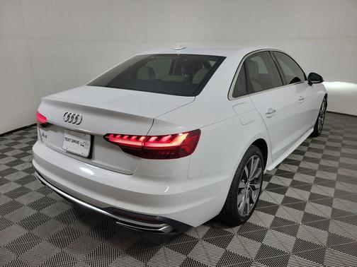 Glacier White Metallic 2020 Audi A4 40 Premium
