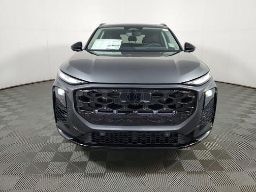 Daytona Gray Pearl Effect 2026 Audi Q3 TFSI quattro S tronic