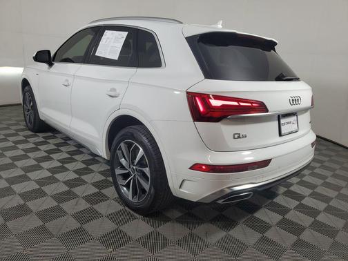 2023 Audi Q5 45 S line Premium Plus
