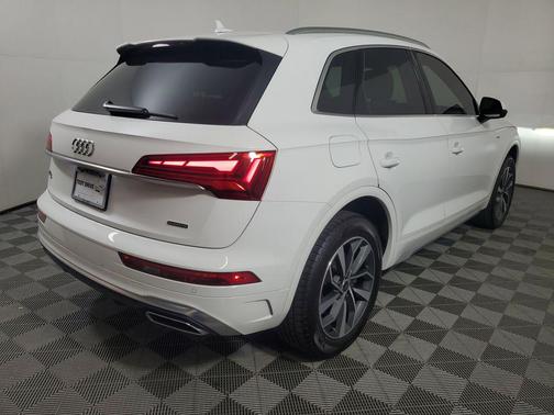 2023 Audi Q5 45 S line Premium Plus