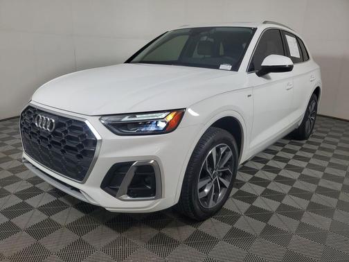 2023 Audi Q5 45 S line Premium Plus