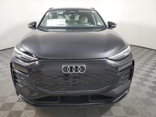 2025 Audi Q6 e-tron Premium
