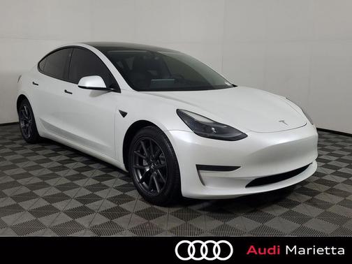 2021 Tesla Model 3 Standard Range Plus