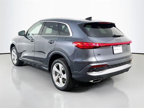 2025 Audi Q5 Premium Plus