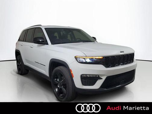 Bright White Clearcoat 2023 Jeep Grand Cherokee Limited