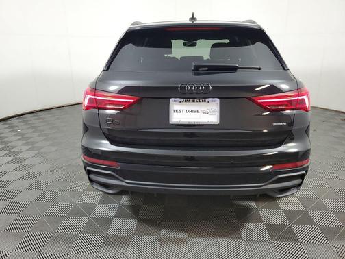 Mythos Black Metallic 2023 Audi Q3 45 S line Premium Plus