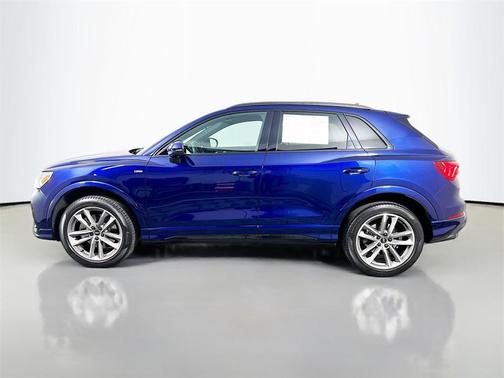 2023 Audi Q3 Premium 45 TFSI S line quattro Tiptronic