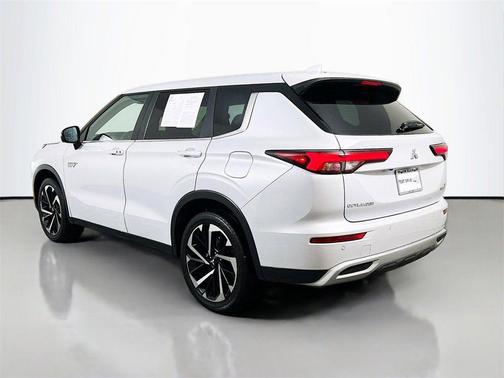 2024 Mitsubishi Outlander PHEV SE S-AWC