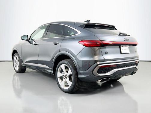 2025 Audi Q5 Sportback Premium Plus