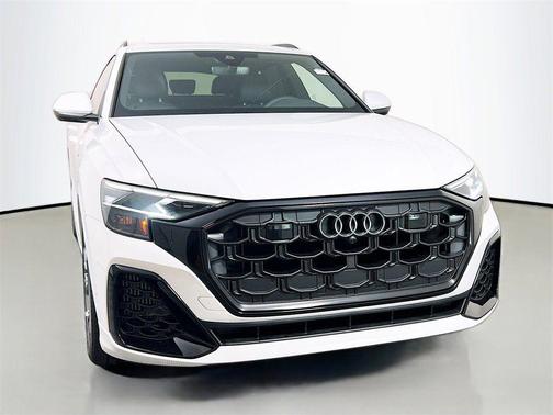 2026 Audi Q8 55 Premium Plus