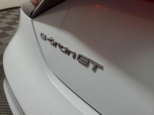 Suzuka Gray Metallic 2023 Audi e-tron GT Premium Plus quattro
