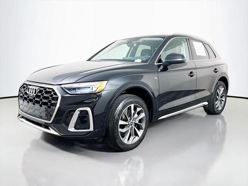 2023 Audi Q5 45 S line Premium Plus