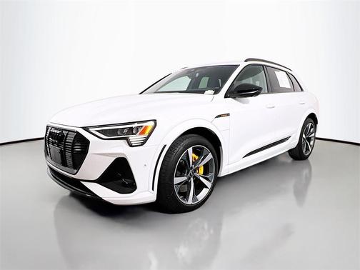 2022 Audi e-tron S Premium Plus