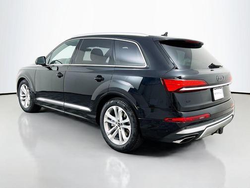 2026 Audi Q7 55 Premium Plus