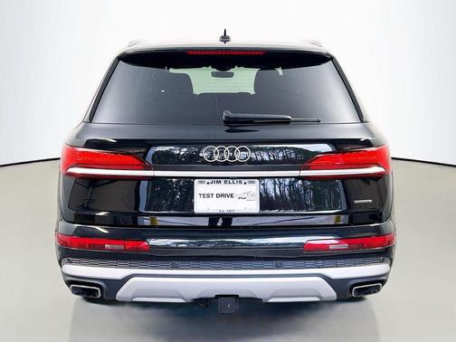 2026 Audi Q7 55 Premium Plus