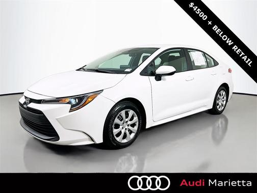 2025 Toyota Corolla LE