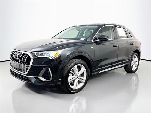 2024 Audi Q3 45 S line Premium Plus
