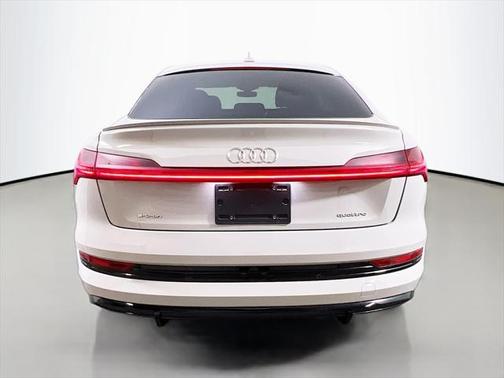 2021 Audi e-tron Sportback Prestige