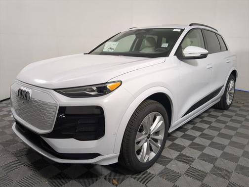 2025 Audi Q6 e-tron Premium