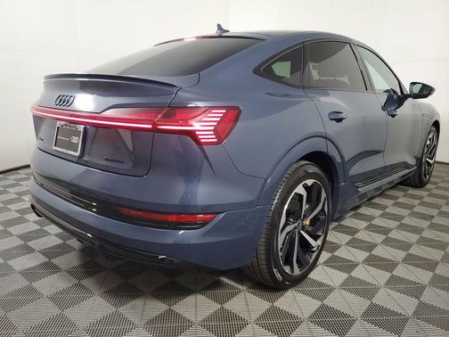 Plasma Blue Metallic 2023 Audi e-tron Sportback S line Premium Plus