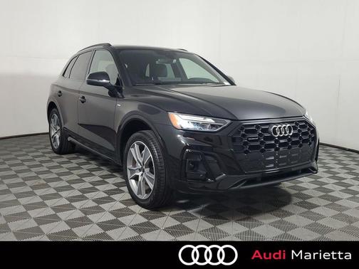 Mythos Black Metallic 2025 Audi Q5 45 S line Premium