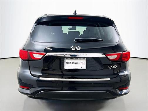 2017 INFINITI QX60 Base