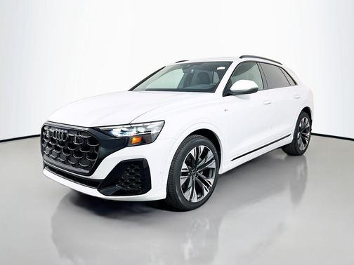 2026 Audi Q8 55 Premium Plus