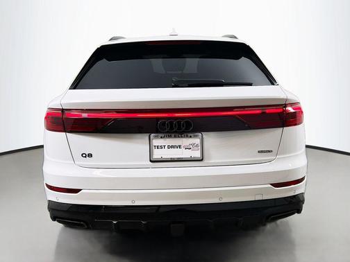 2026 Audi Q8 55 Premium Plus