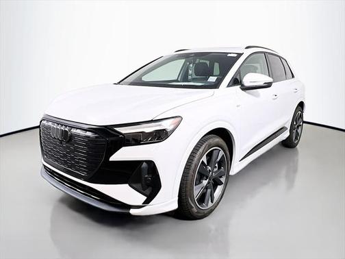 2025 Audi Q4 e-tron Premium Plus 55 quattro