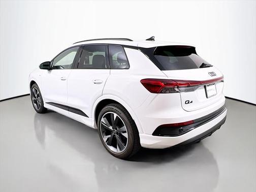 2025 Audi Q4 e-tron Premium Plus 55 quattro