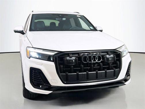 2026 Audi Q7 55 Premium Plus