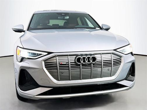 2022 Audi e-tron Sportback S line Premium Plus