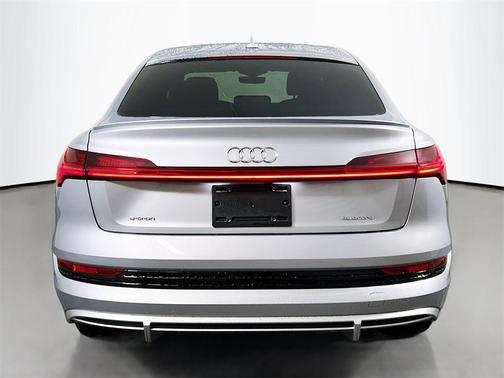 2022 Audi e-tron Sportback S line Premium Plus
