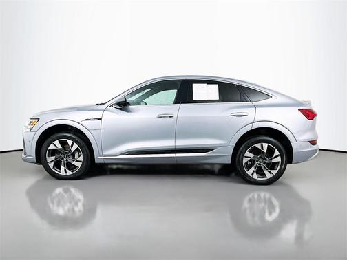 2022 Audi e-tron Sportback S line Premium Plus