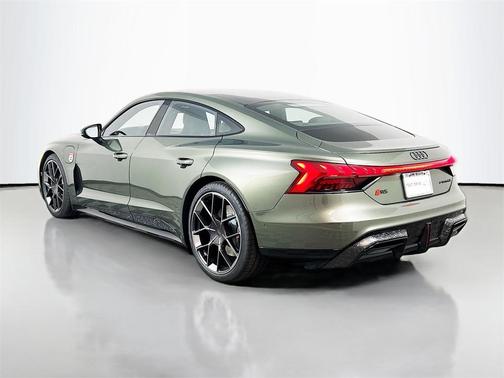 2026 Audi RS e-tron GT quattro