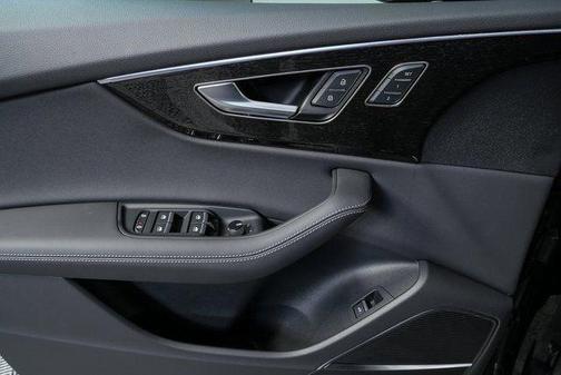 2026 Audi Q8 55 Premium Plus