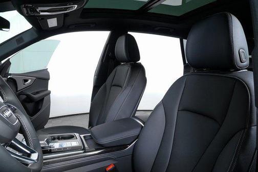 2026 Audi Q8 55 Premium Plus