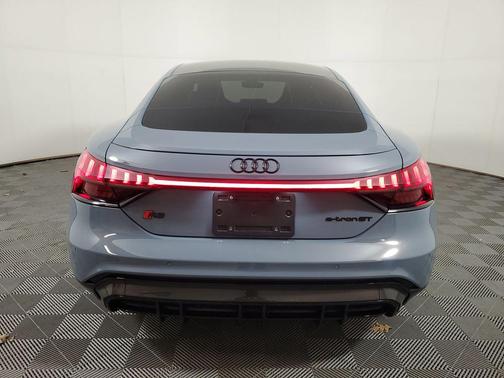 2023 Audi RS e-tron GT quattro
